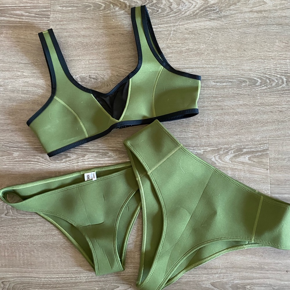 Hoaka Bikini in Green